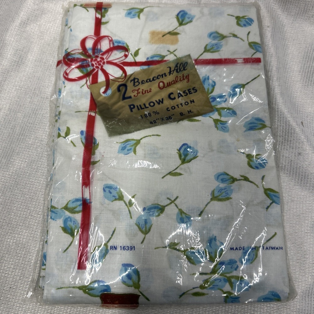 2 Beacon Hill Fine Quality Pillow Cases 100% Cotton New In Package Vintage